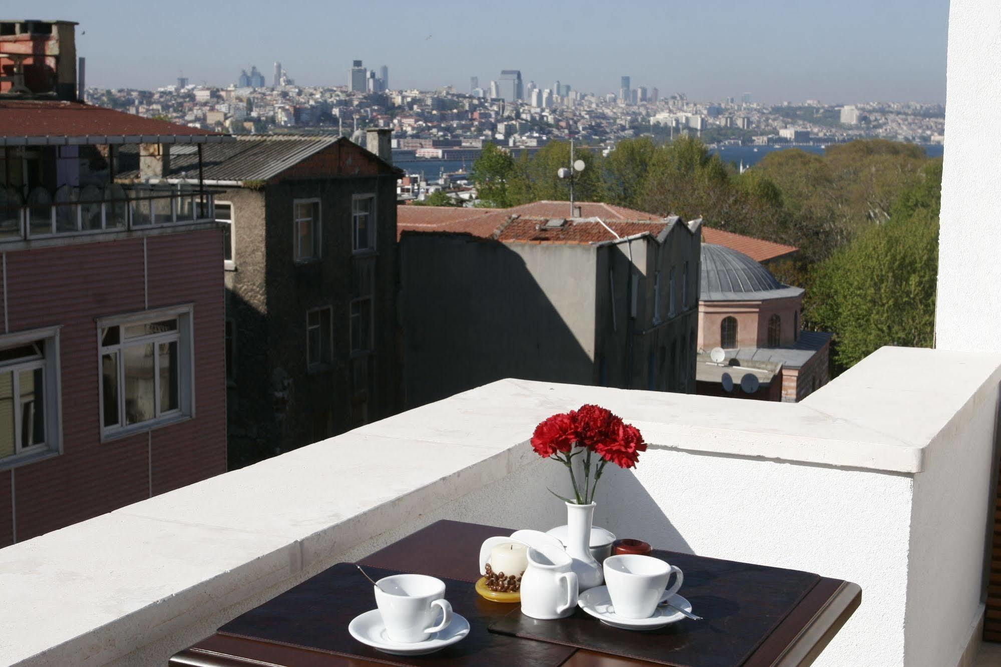 Hotel Vera Istanbul Exterior photo